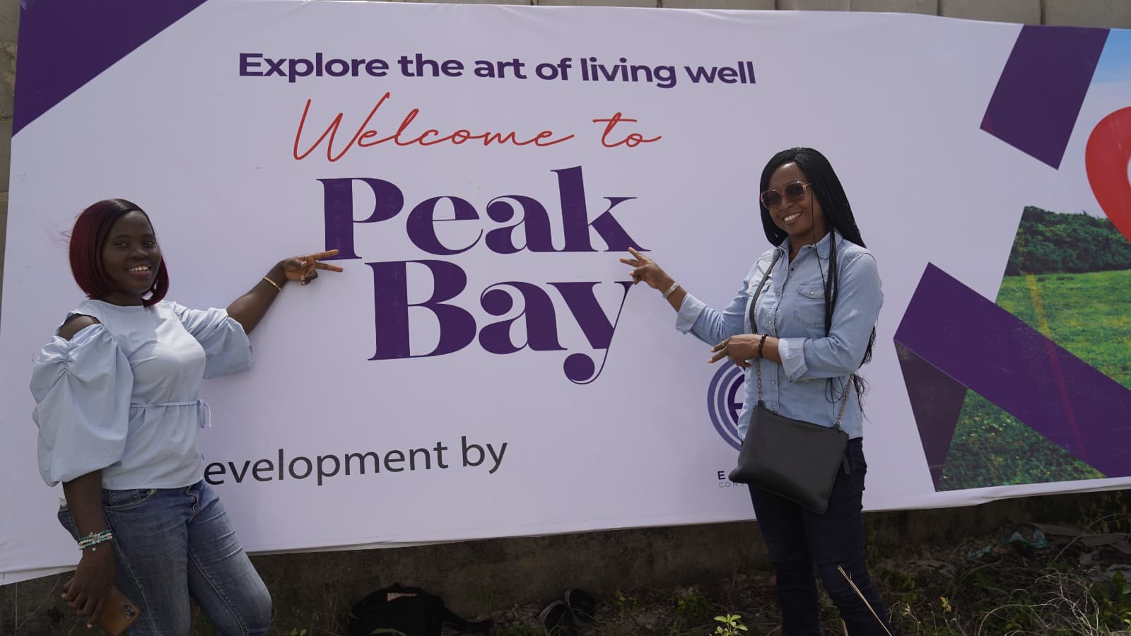 Peak Bay Estate, photograph 1 of 4