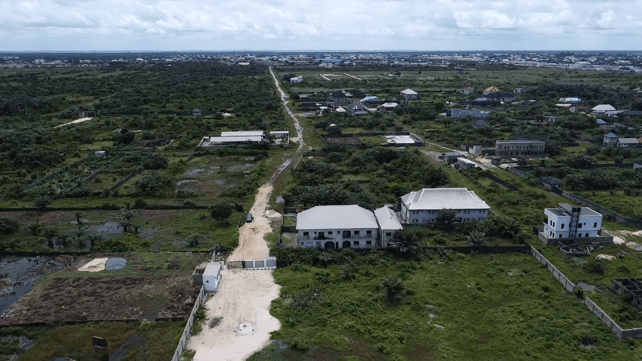 Peak Paradise Estate, Abijo, Lagos, photograph 1 of 6